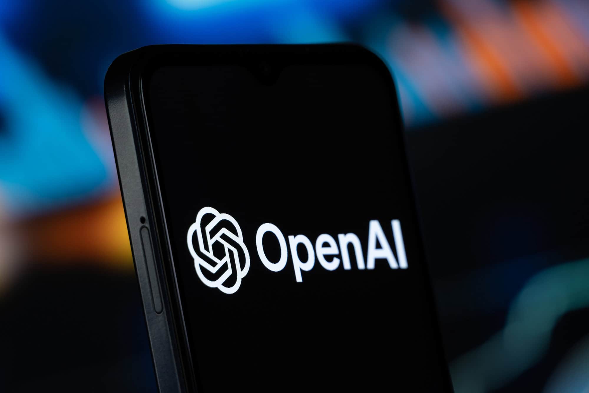 OpenAI altera posição e solicita reforço em legislação de segurança para IA na Califórnia