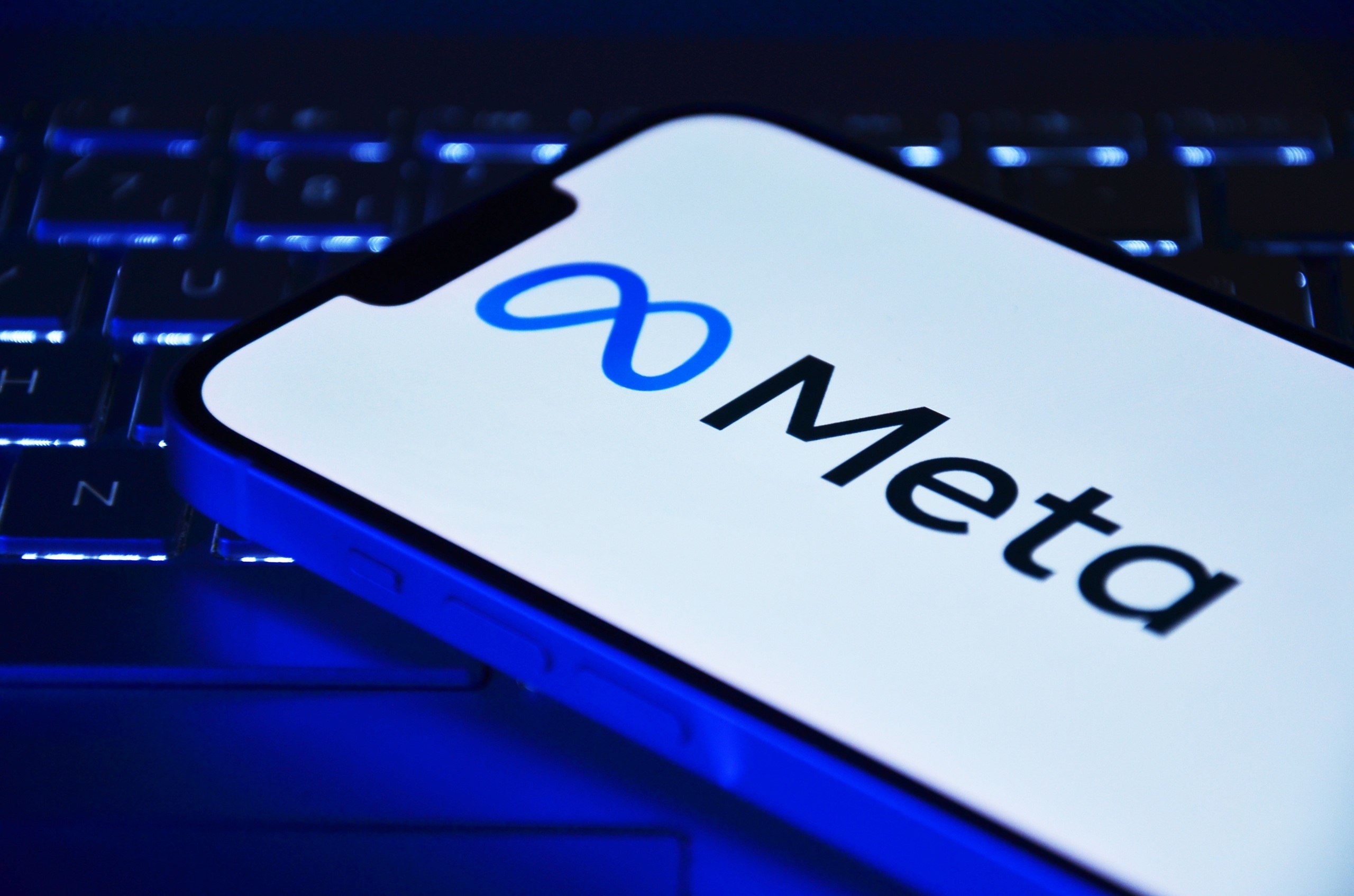 Meta testa assistente de IA que faz ligações com ajuda de humanos