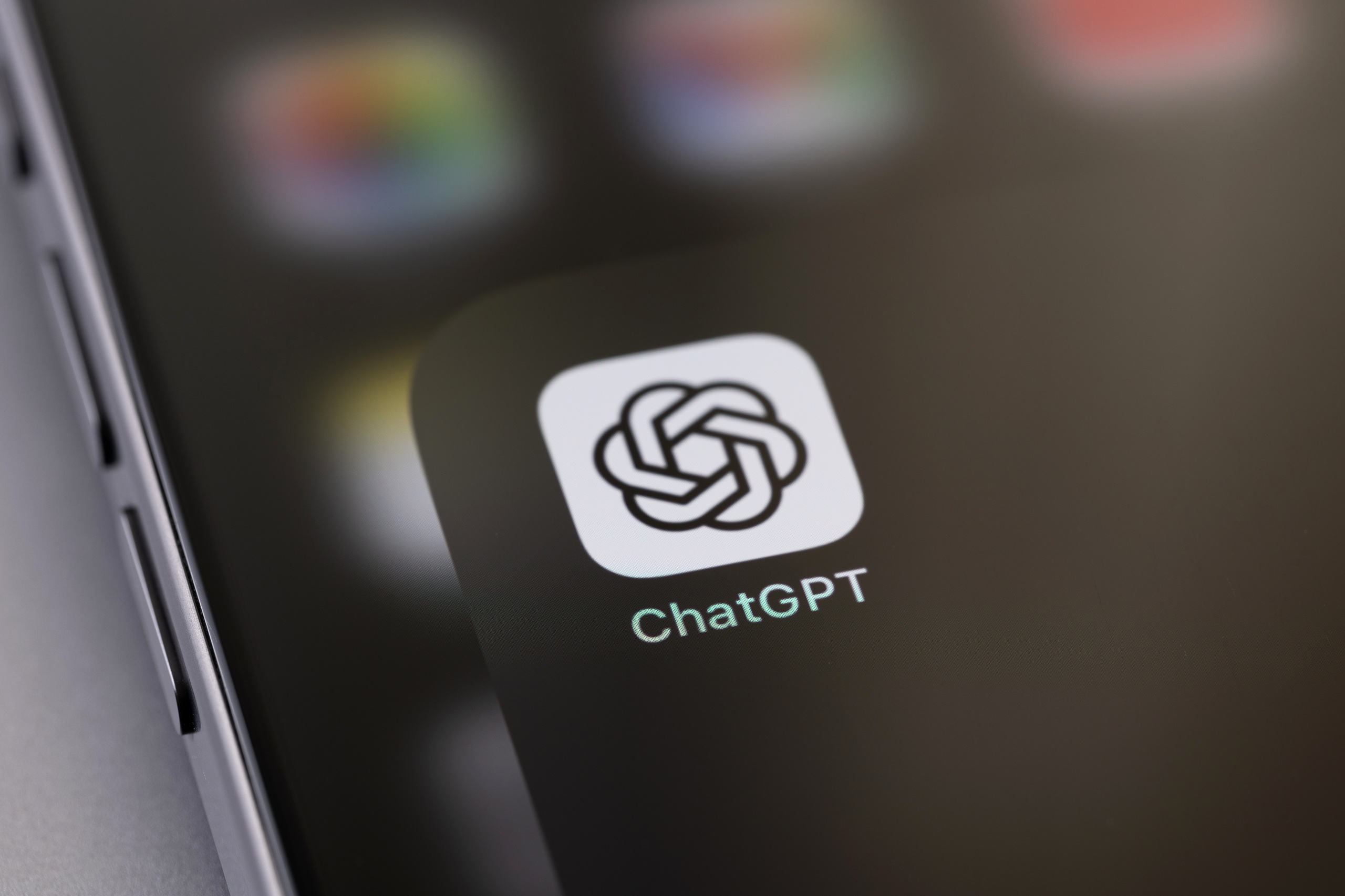 ChatGPT lança provador virtual para facilitar compras online