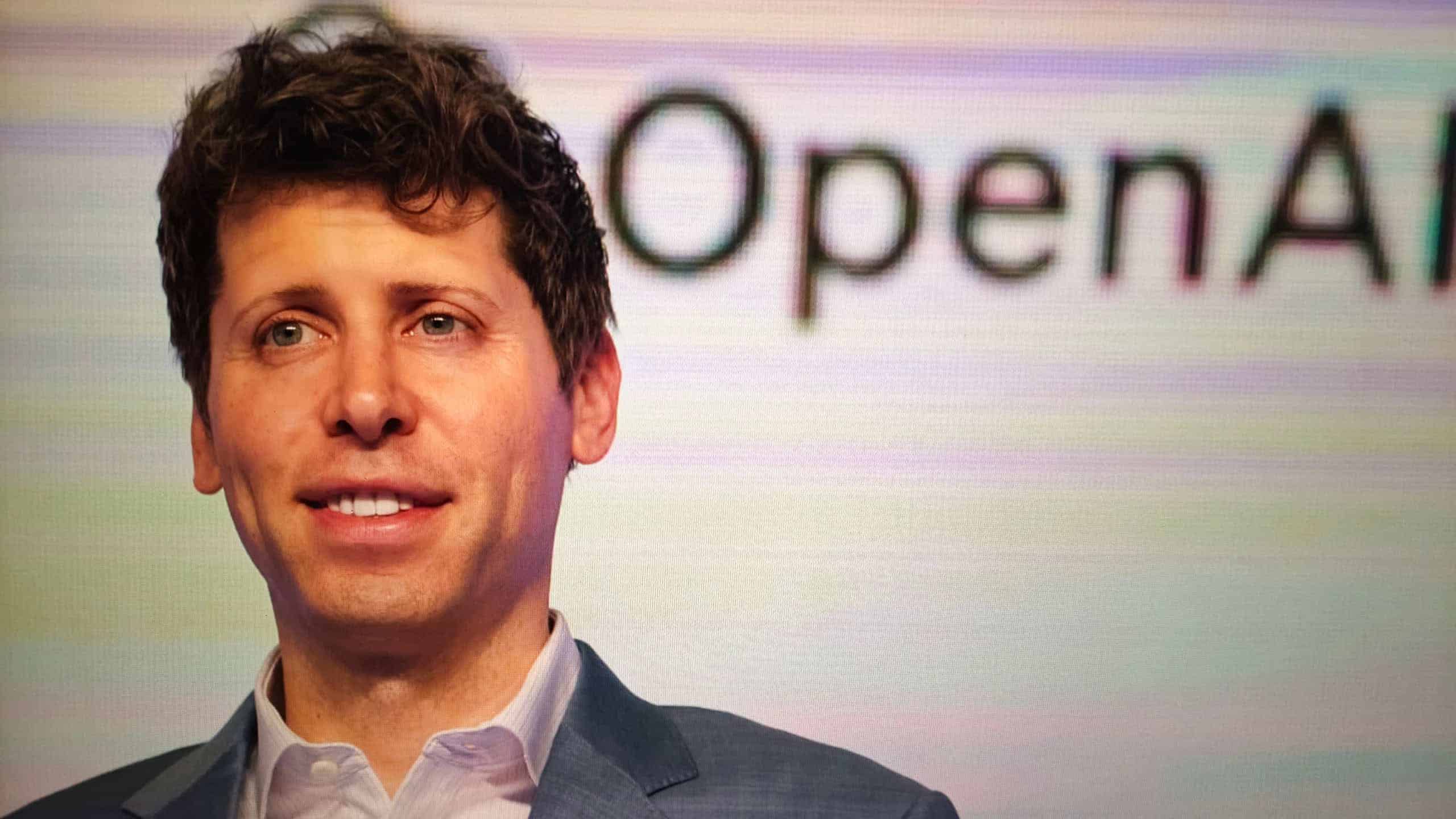 OpenAI defende aceitação de riscos para avanço da inteligência artificial